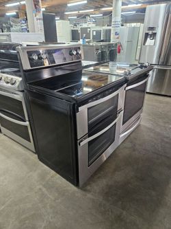 Whirlpool Double Oven Electric Range