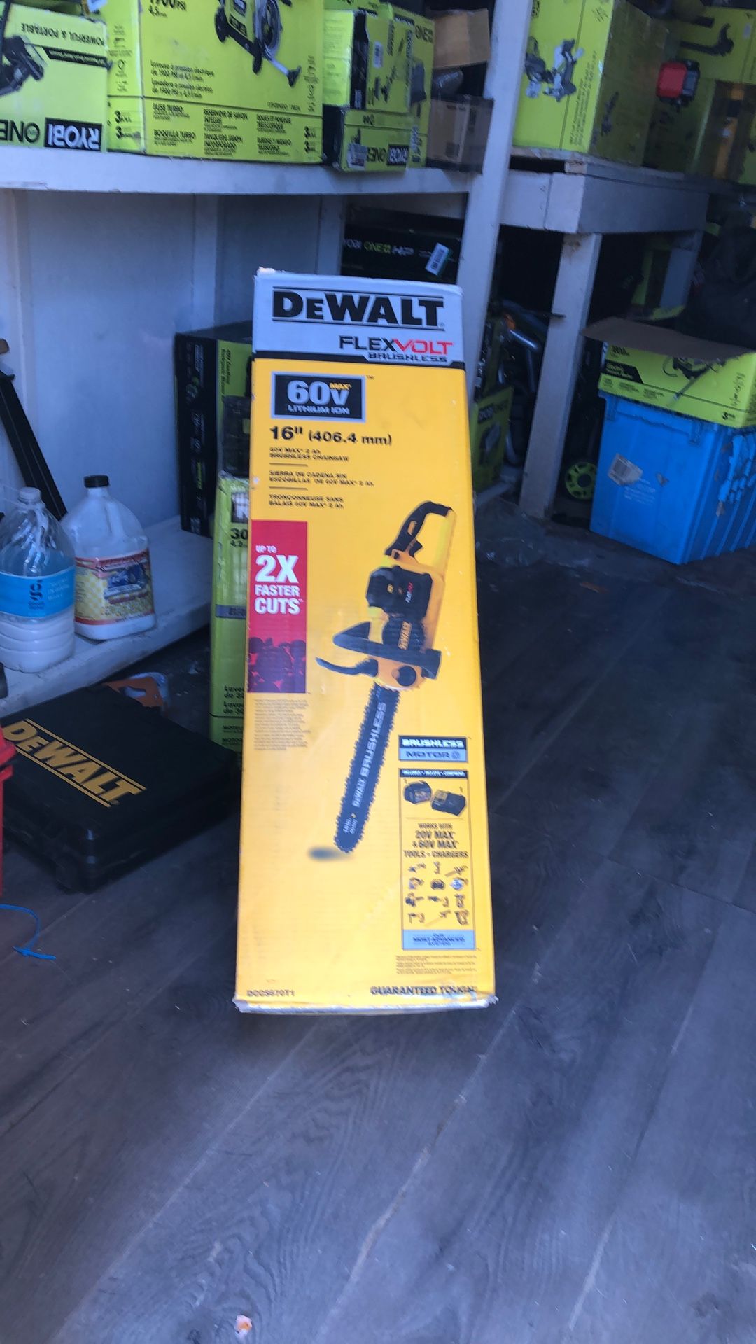 Flex Brushess 16” Chainsaw Battery 6.0 And Charger