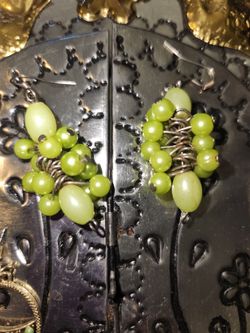 EARINGS GALORE FREE GIFTS