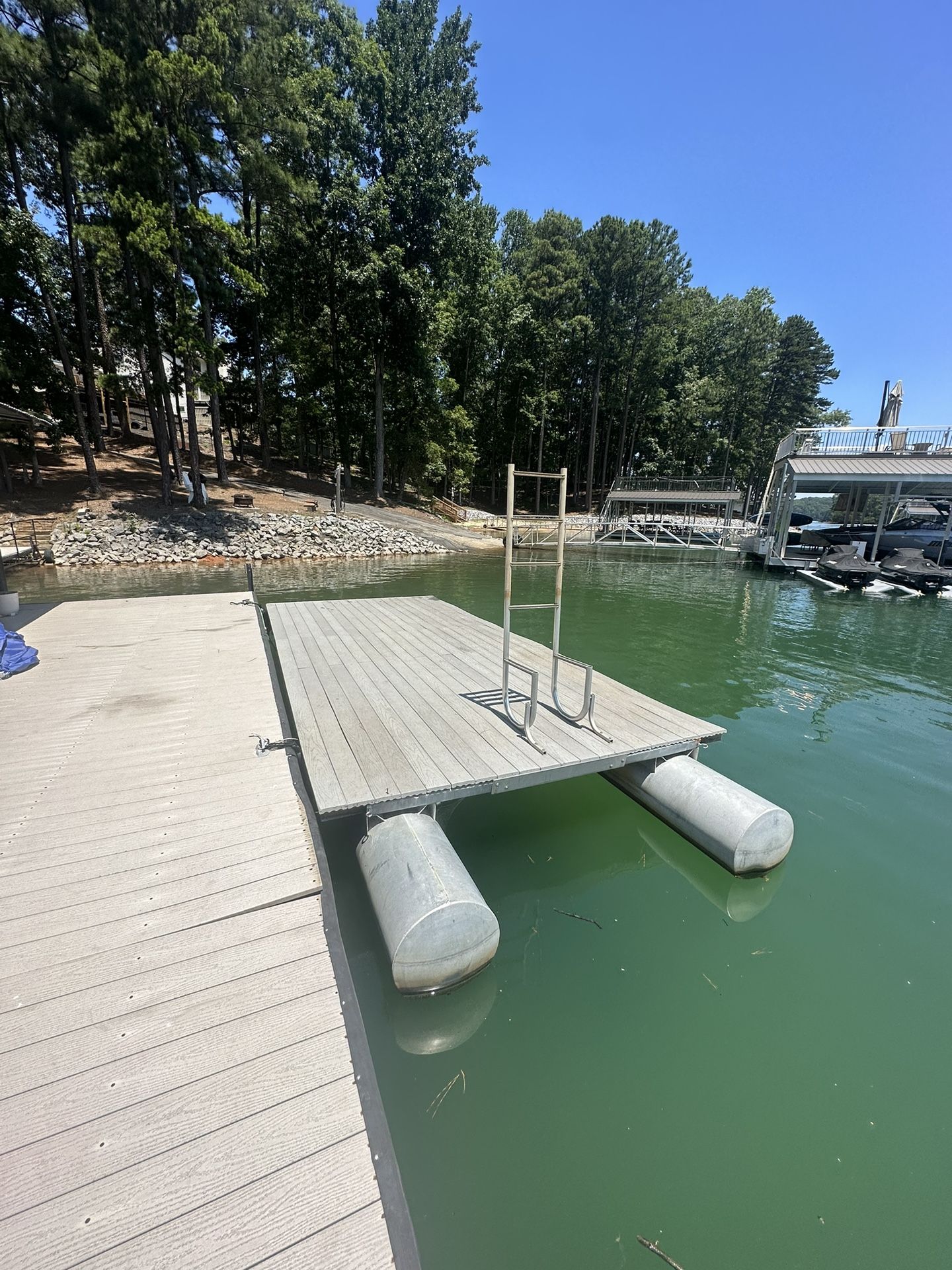 Pontoon Boat Platform