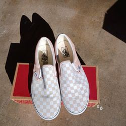 Salmon Color Checkered Vans Slip On.