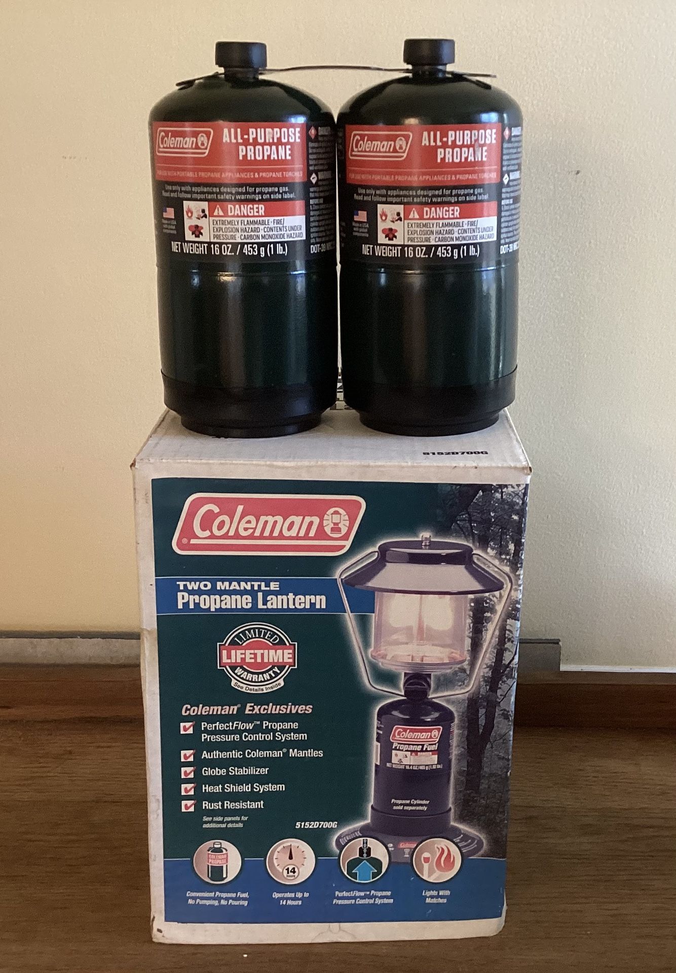 New gas Lantern In Original box with two new tanks