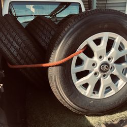 245 70 17 Toyo Open Country HT 2026. 0-miles. $550