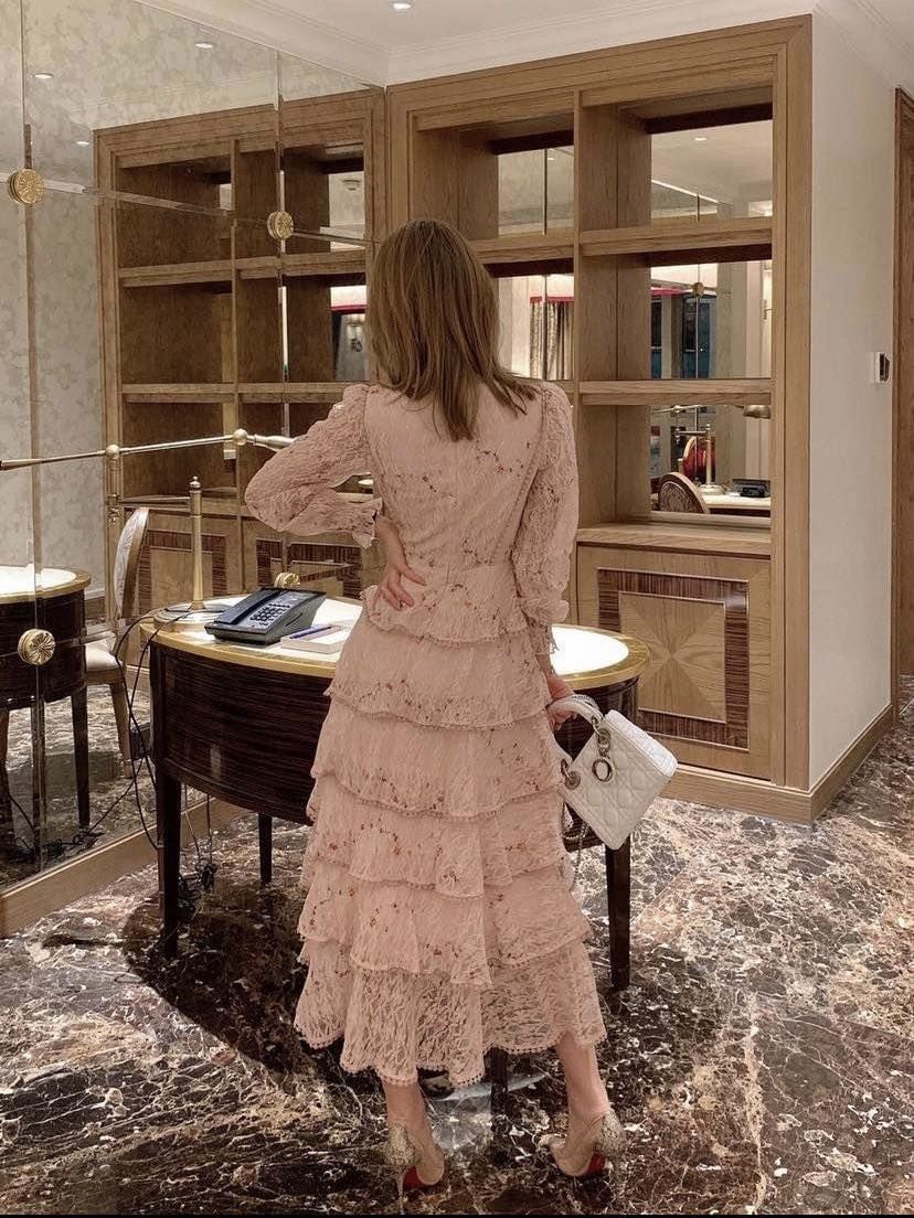 Vintage Layer Ruffles Lace Maxi Dress Runway Summer Women Floral Embroidery Long Dress Hollow Out Cake Party Dress pink long sleeve Size: M Multiple