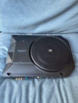 “JBL”amplifier