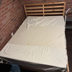 Full Size Bed 