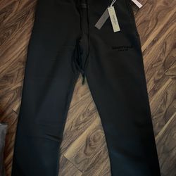 Essential Fear Of God Sweats 