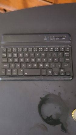 Blue Tooth Keybord Good Condition