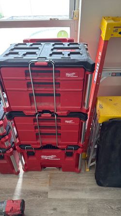 Milwaukee PACKOUT Modular Tool Storage Stack