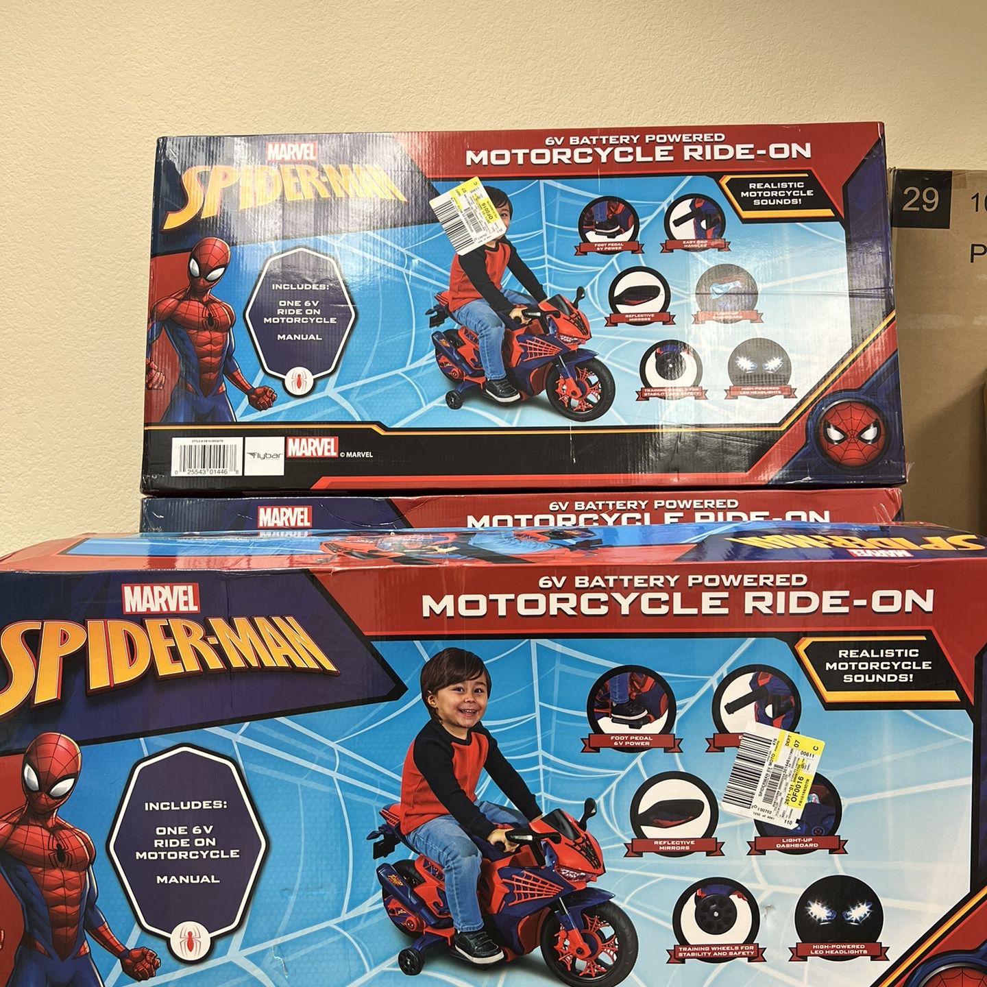 New Spiderman 6V Motorcycle Ride On, for Kids, Ages 3+, Rechargeable Battery, up to 65lbs