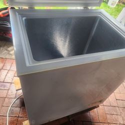 Chest Freezer 