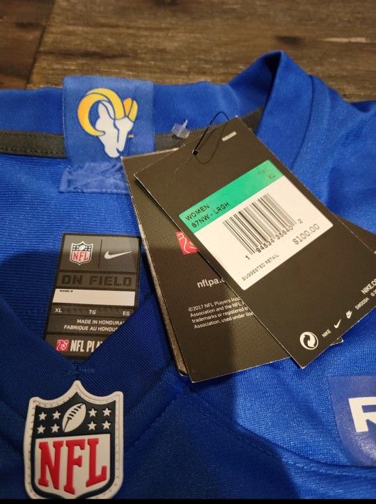 LA Rams Jersey • NEW