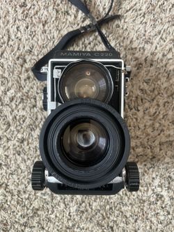Mamiya C220 Medium Format TLR Film Camera with 65mm 3.5 Lens