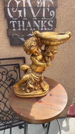 Angel statue