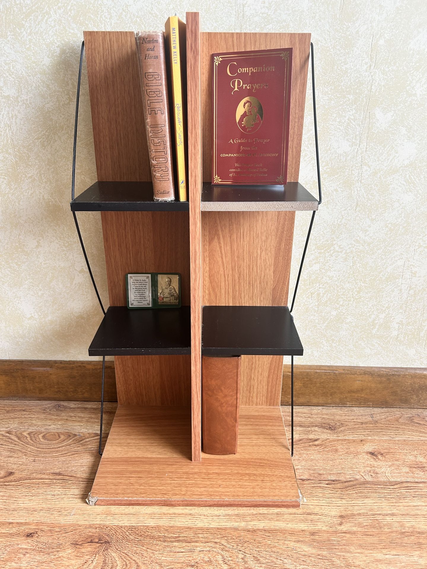 Bookshelf