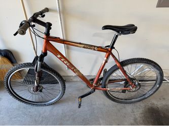 Trek 4300 mountain bike. $200 OBO