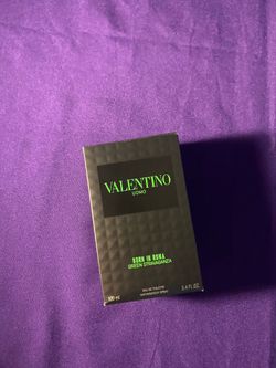 Valentino Born in Roma green Stravaganza
