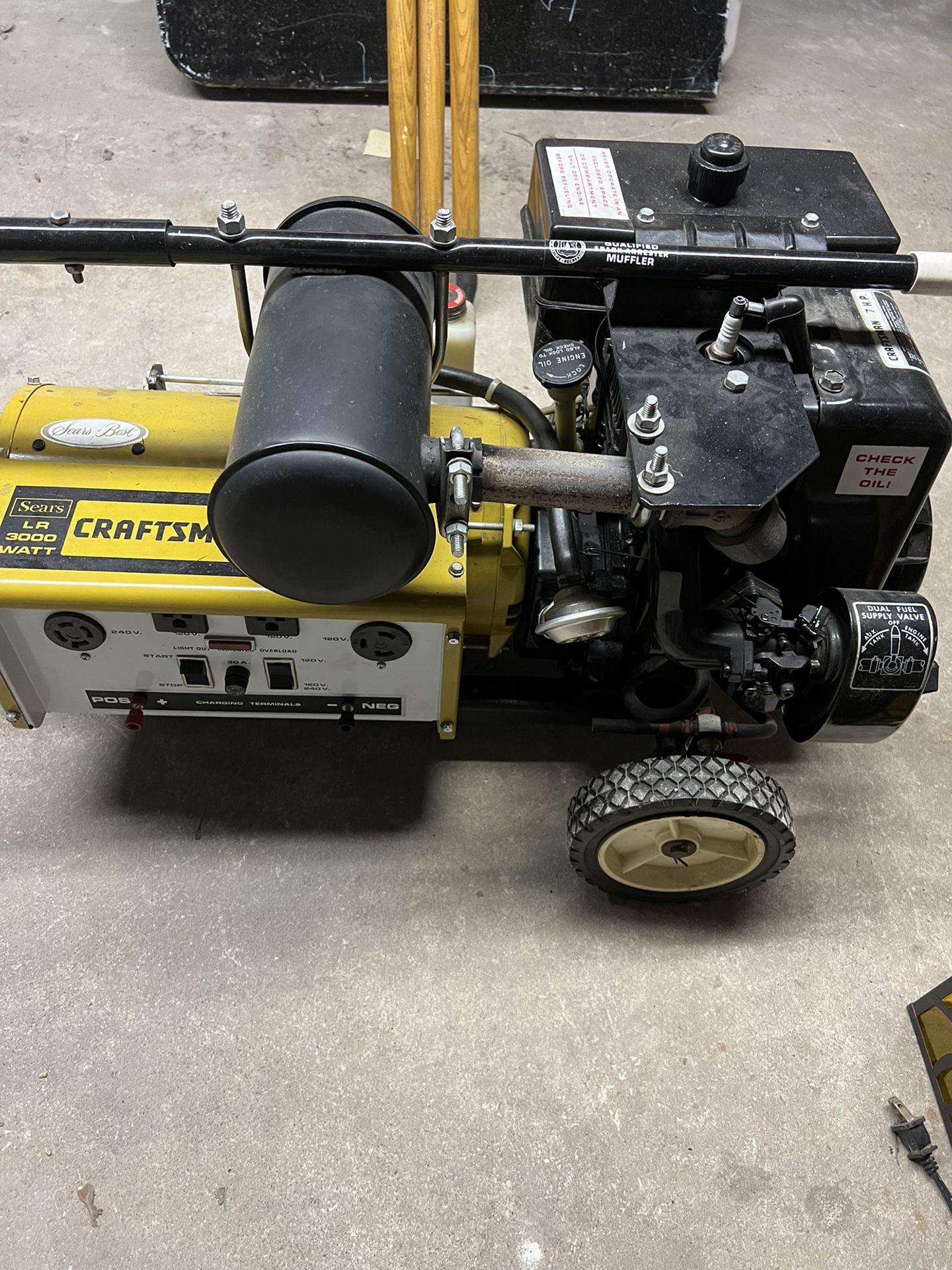 Generator 3000 Watt Craftsman On Wheels 