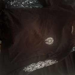 Chrome heart sweater