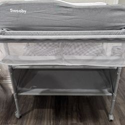 Sweeby Portable Baby Changing Table