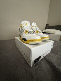 Jordan 4’s