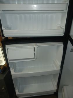 Hotpoint fridge