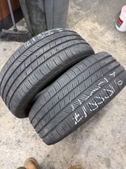 Pair of used 215/55/17 tires Michelin