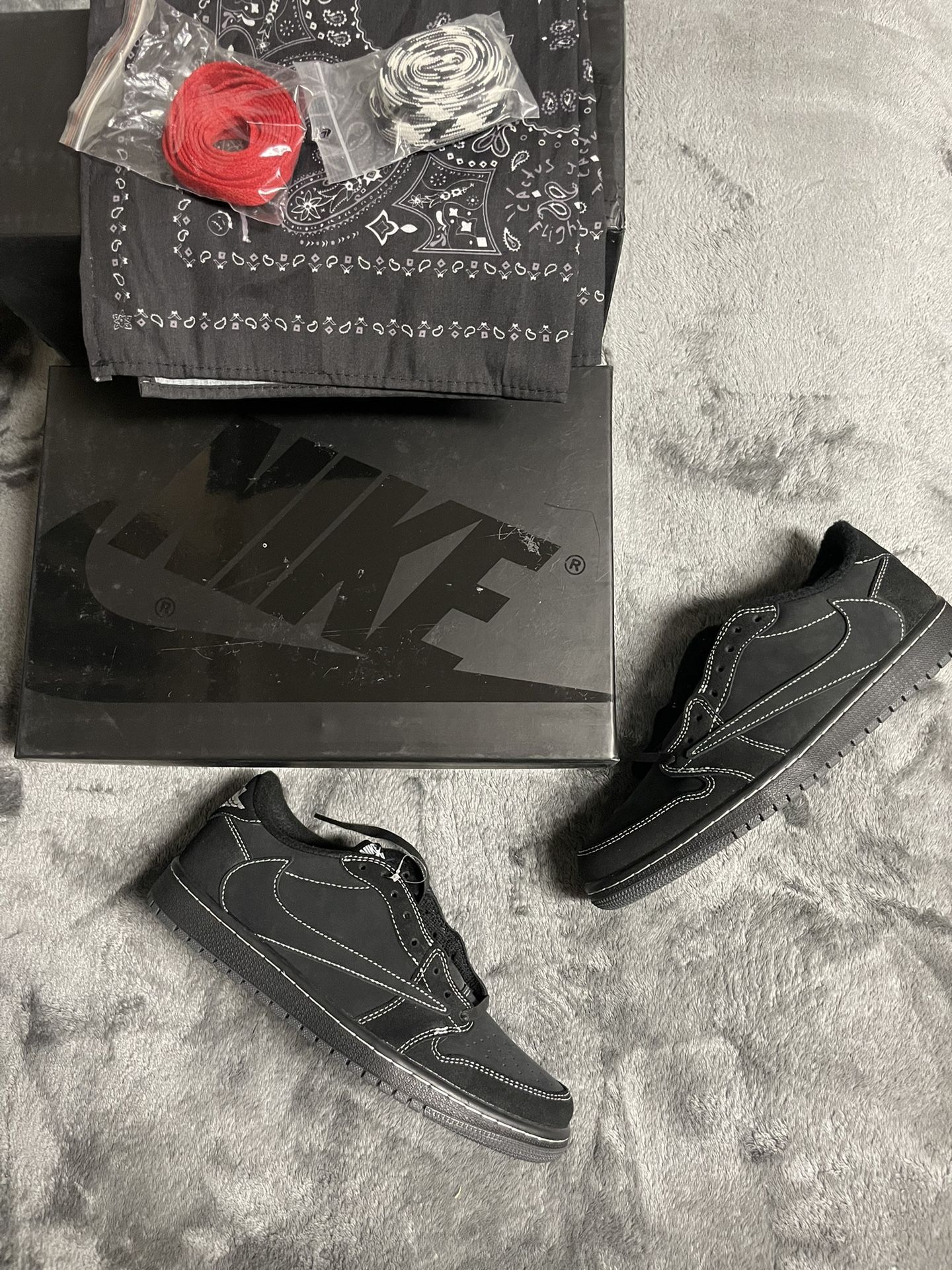 Nike Air Jordan 1 Low Travis Scott Black Phantom Size 7,7.5,8,8.5, 9, 9.5, 10, 10.5,11,12