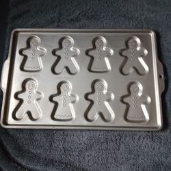 EKCO Gingerbread Cookie Sheet Makes -  8 