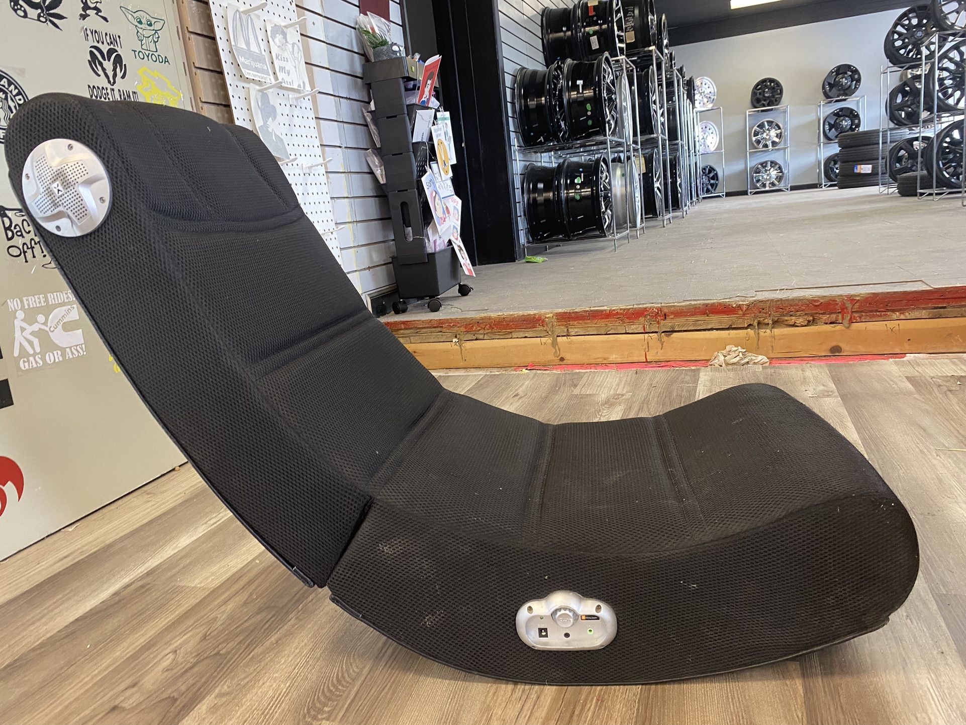Gaming Chair With Speakers On The Side