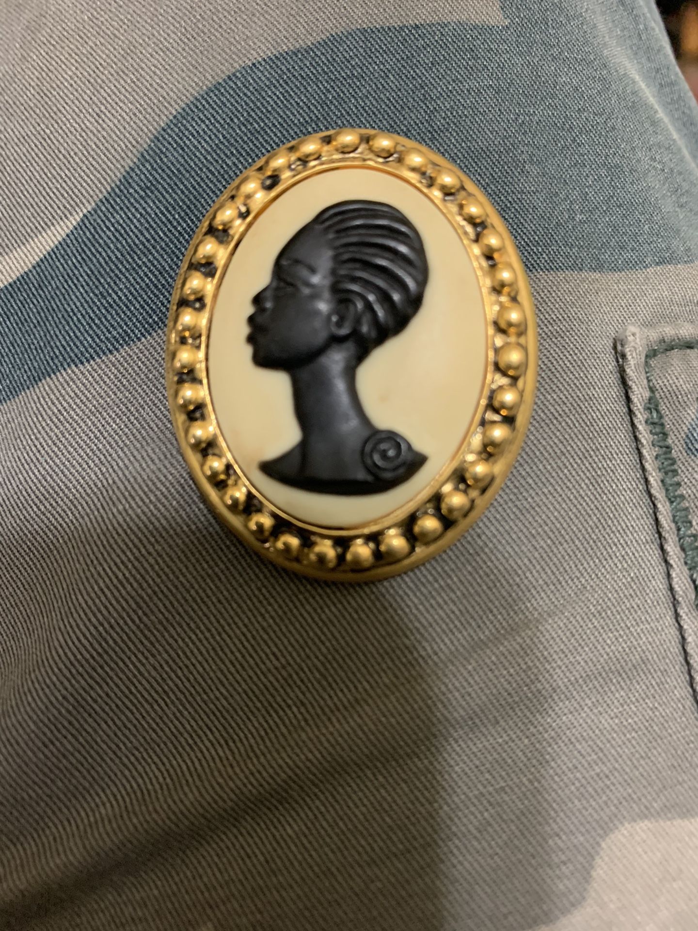 Coreen Simpson African American Brooch