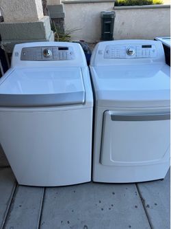 Kenmore washer and dryer set $490
