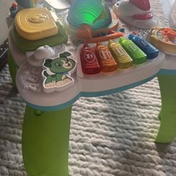 LeapFrog Little Office Learning Center Activity Table – English & Spanish