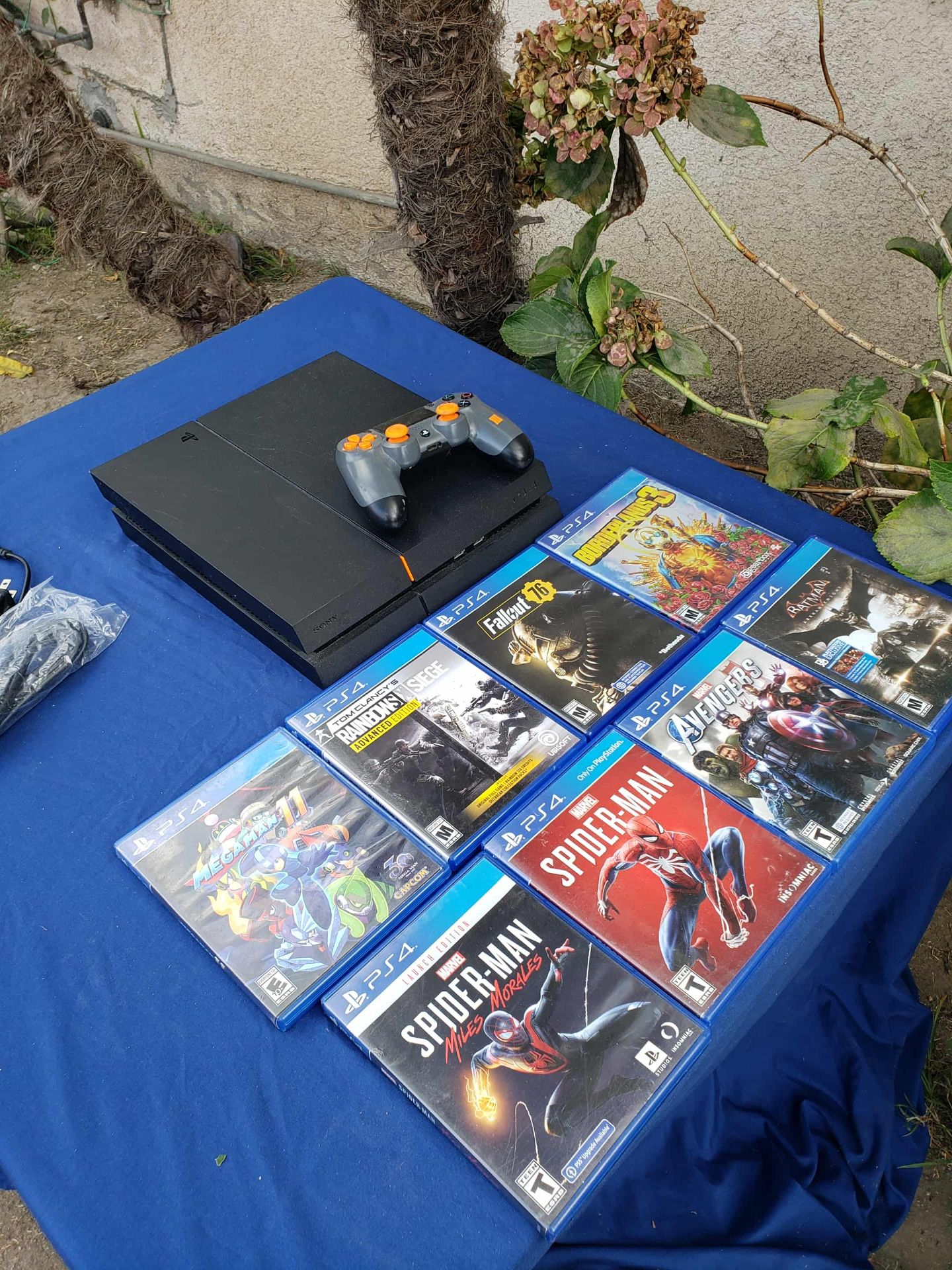 8 Kids Great Games No Trash Or Boring. With Limited edition Call of duty Controller & Playstation 4 PS4 500GB $300!. All combo or trade are welcome