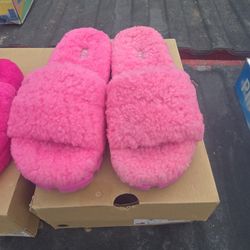 Ugg Slides 