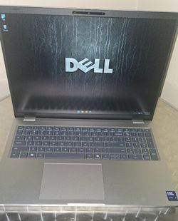 DELL PRO 16 PLUS - LIKE NEW CONDITION