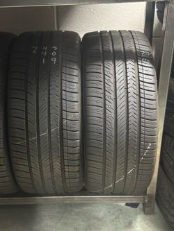 PAIR OF TIRE 245 40 19 MICHELIN 85% LIFE