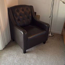 Stunning Leather Chair 
