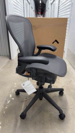 Brand New 2026 Herman Miller Aeron Remastered Size (B)