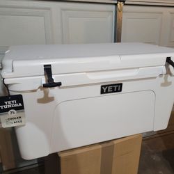  YETI Tundra 110 Cooler, White : Coolers : Sports & Outdoors