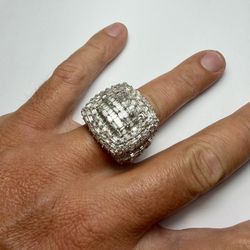 14K White Gold Diamond Ring – 30.73g – Size 15 (Baguette + Pavé)