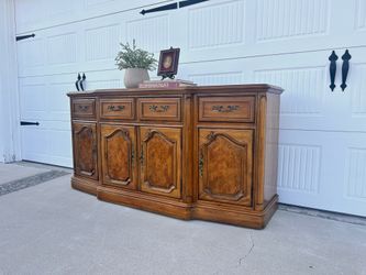Vintage Thomasville Buffet/Sideboard