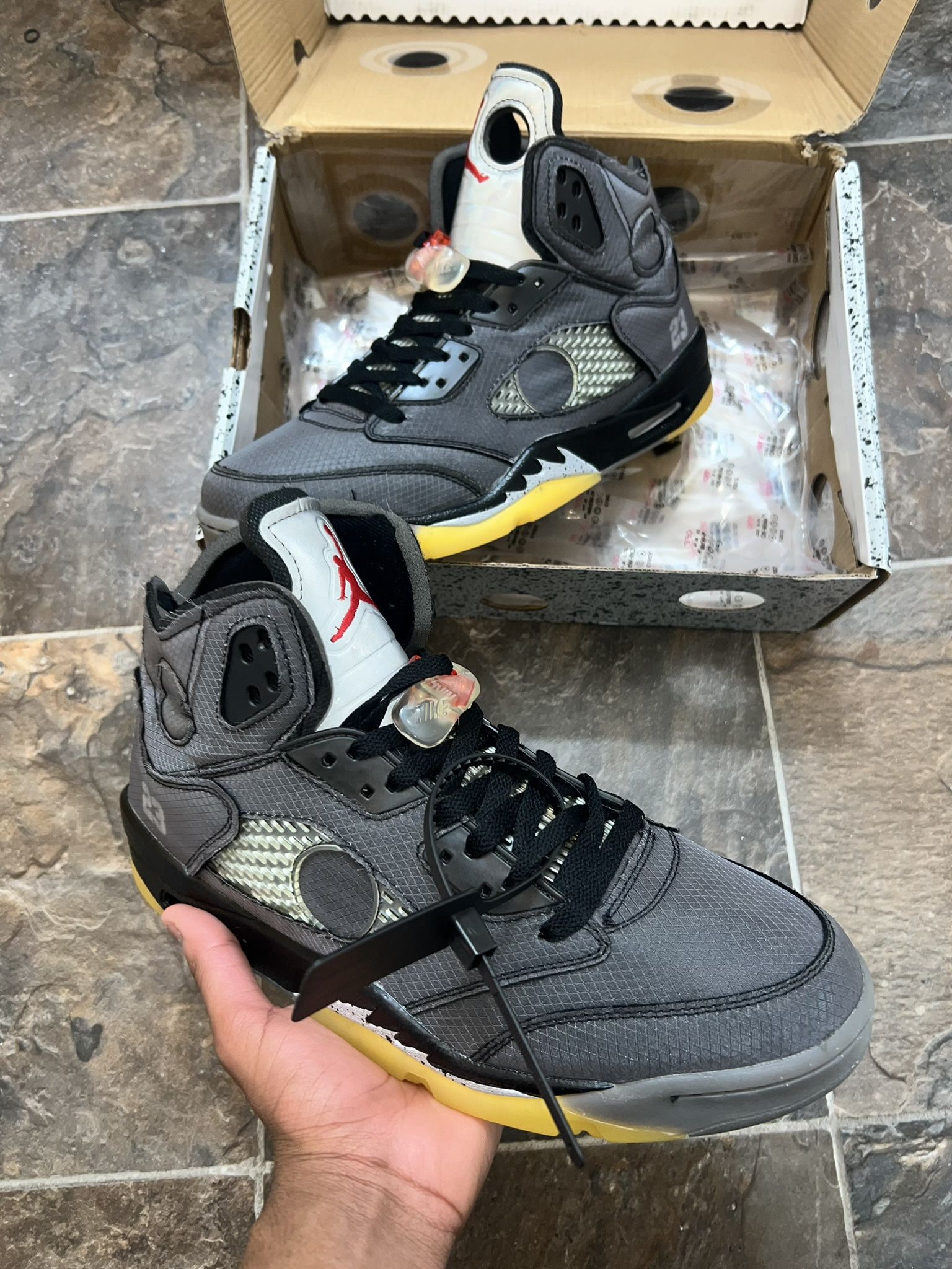 Jordan 5 Retro Off-White Muslin