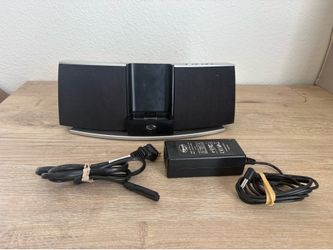 Klipsch iGroove SXT Compact Audio System Dock 30-Pin for iPhone & iPod