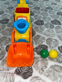 VTech Pop-a-Balls Push & Pop Bulldozer