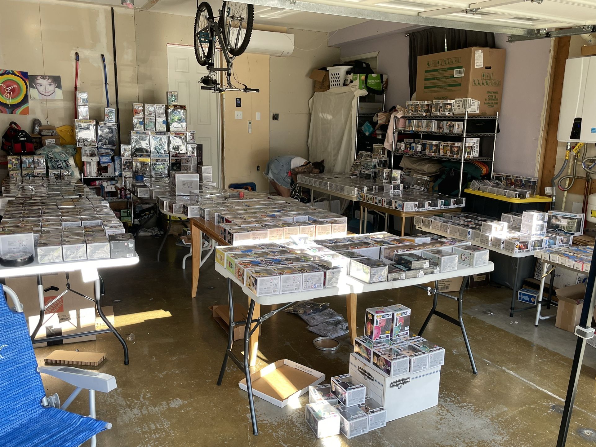 Garage/funko Pop/collectible Sale
