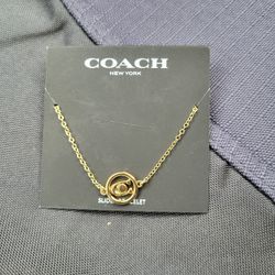 NEW BEAUTIFUL COACH NECKLACE 