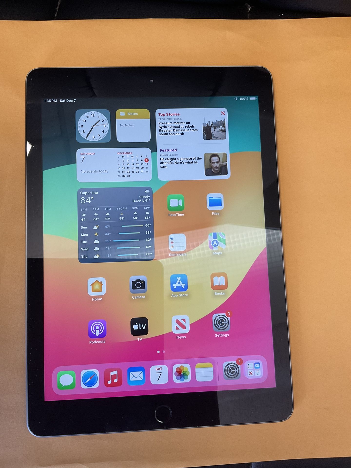 iPad  6th, 32 GB with WiFi 