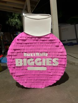 Custom piñatas