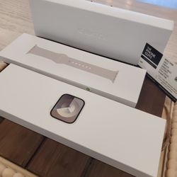 Apple Watch Series 9 Brand New - $1 DOWN TODAY, NO CREDIT NEEDED